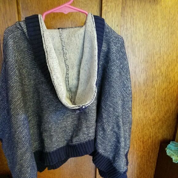 Old Navy Blue Hooded Knit Poncho 3T - Picture 5 of 6